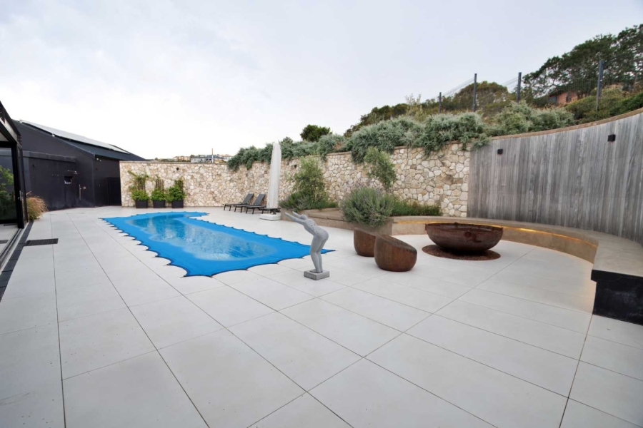 4 Bedroom Property for Sale in Stilbaai Wes Western Cape